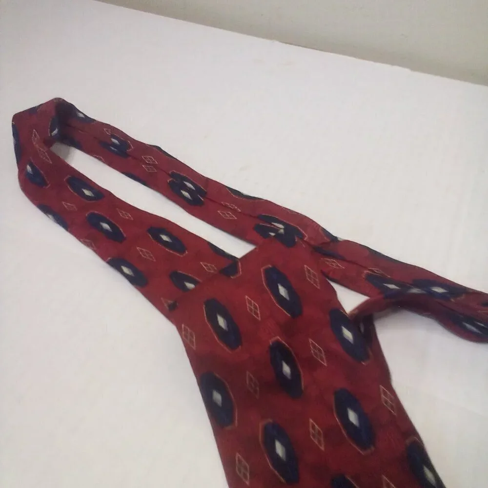 Jos A Bank Corporate Collection Tie Necktie Men 100% Silk Red Blue Gold